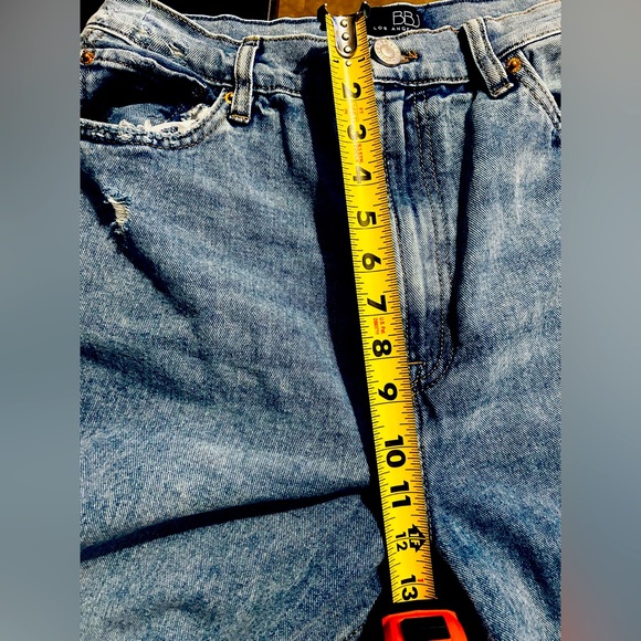 BBJ Los Angeles High rise, Cropped, Distressed Jeans MAKE ME A OFFER!!! - Picture 5 of 7